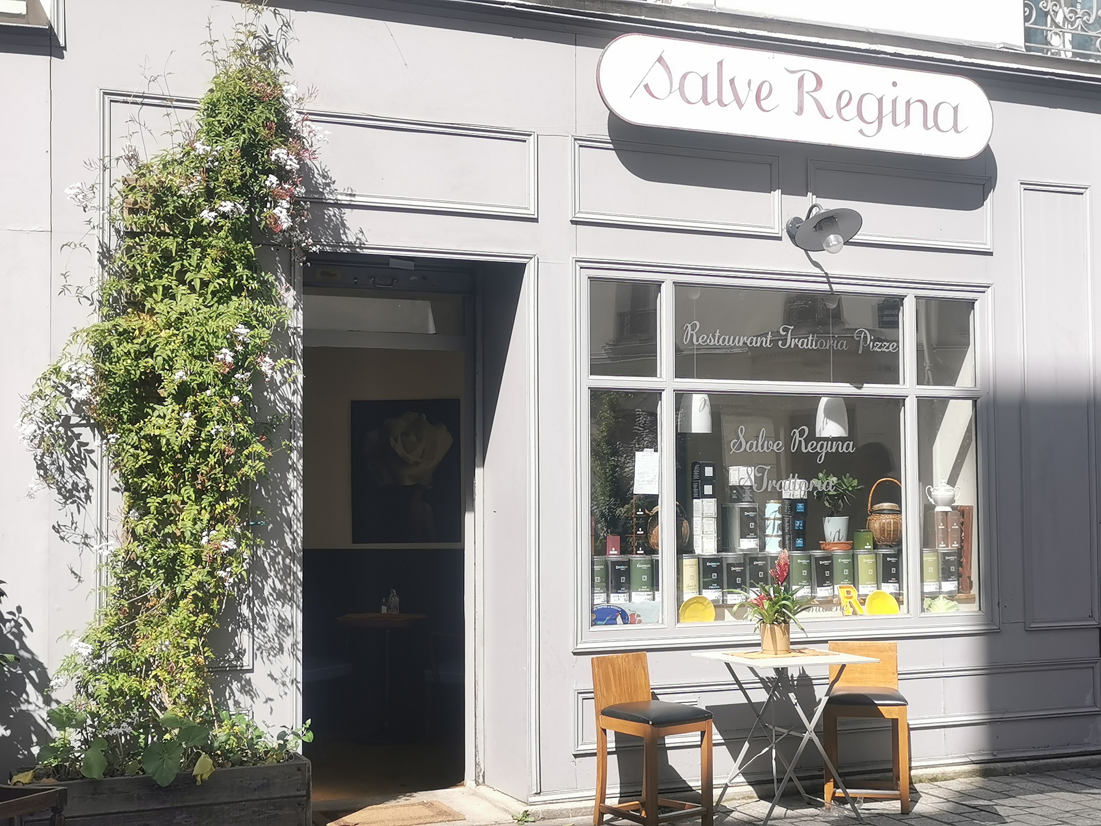 Restaurant Salve Regina 103 rue des Haies Paris
